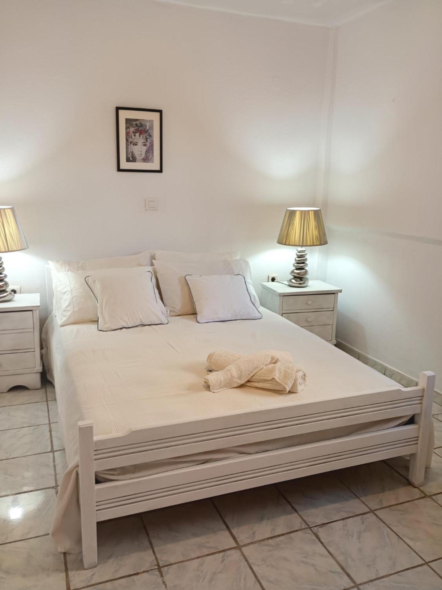 Apartment Seaside Serenity In Komi Beach!